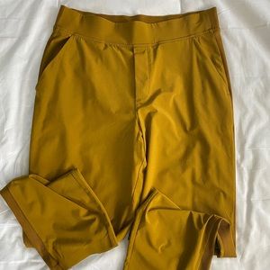 Athleta Brooklyn Ankle Pant size 10